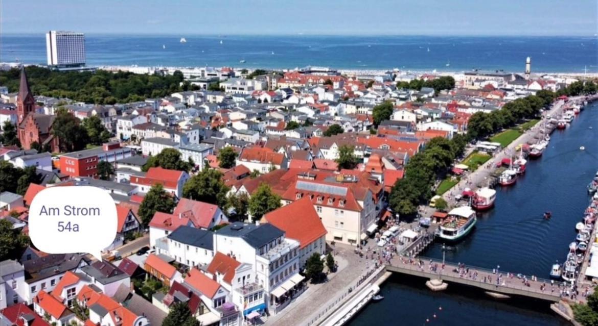 Ferienwohnung Am Strom Rostock Bagian luar foto